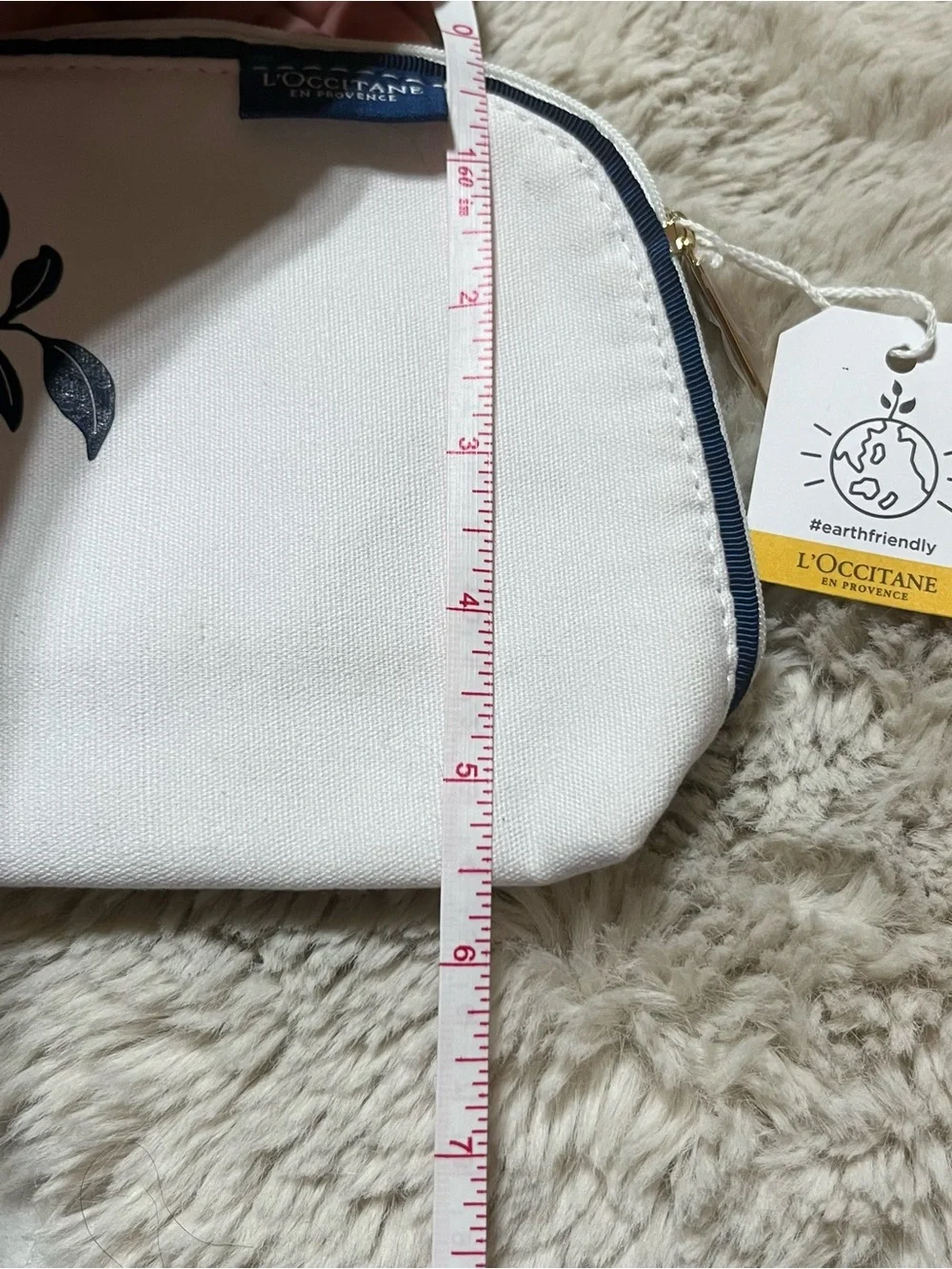 L'OCCITANE White Canvas Pouch with Navy Label NWT 02-06R